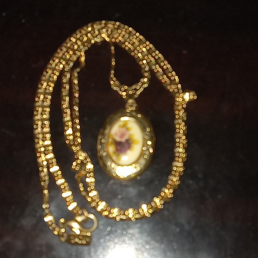 Locket